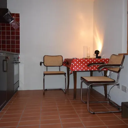 Studio 1 *